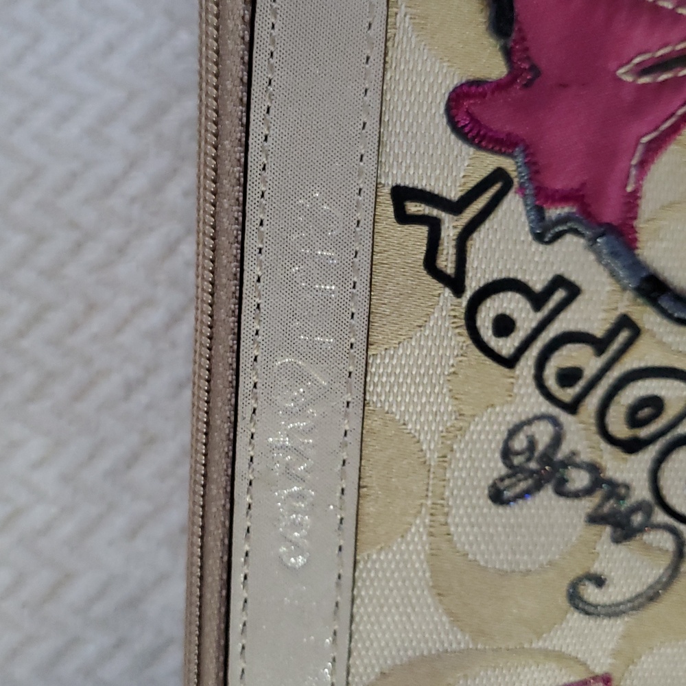 Coach Poppy Butterfly Appliqué Wristlet - Picture 16 of 17